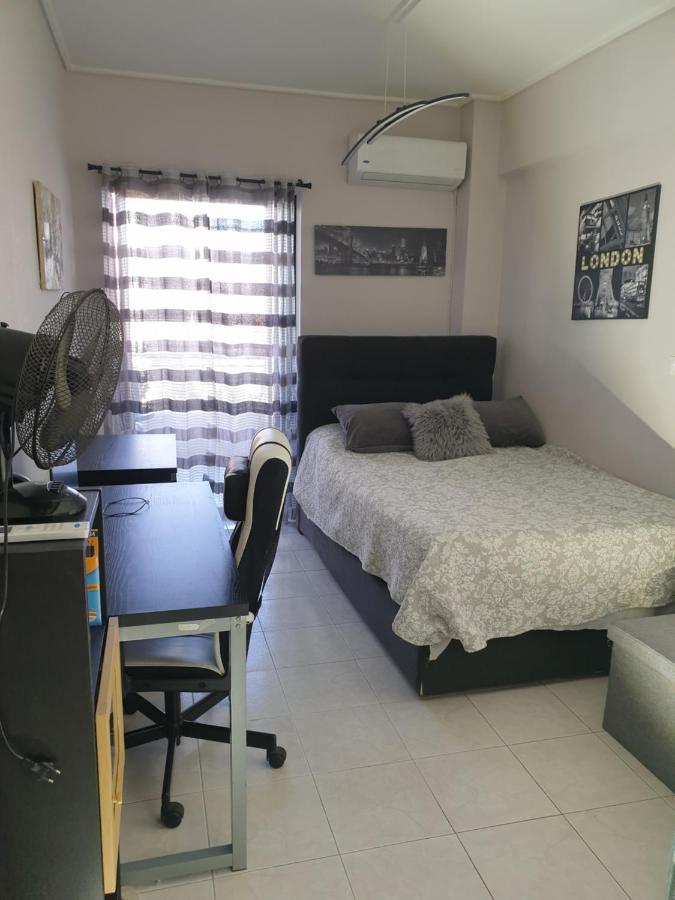 Modern 2Br City Flat 10Min From The Beach Atény Exteriér fotografie