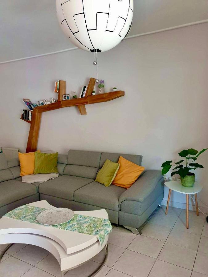 Modern 2Br City Flat 10Min From The Beach Atény Exteriér fotografie